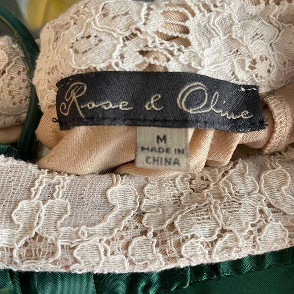 Lacey Tank Top - Picture 2 of 4